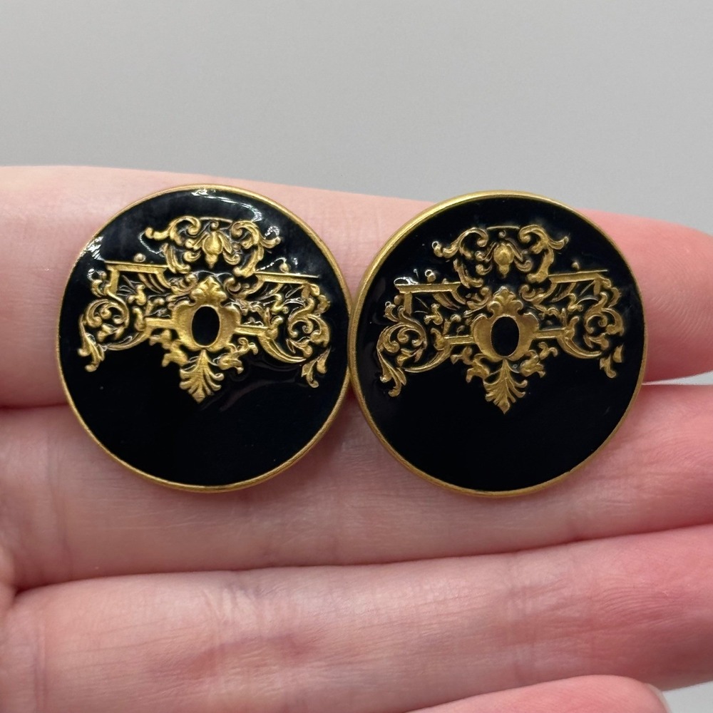 Vintage Museum‎ of Fine Arts MFA Clip On Earrings Black Enamel Gold Tone